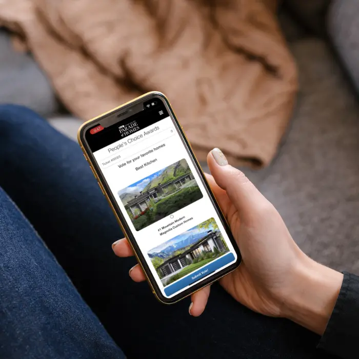 ParadeSmart app screen showing tour details